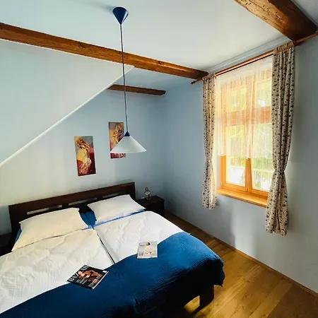 Apartman U Smrku Двур-Кралове-над-Лабем Экстерьер фото