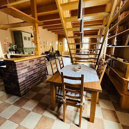 Apartman U Smrku Двур-Кралове-над-Лабем Экстерьер фото